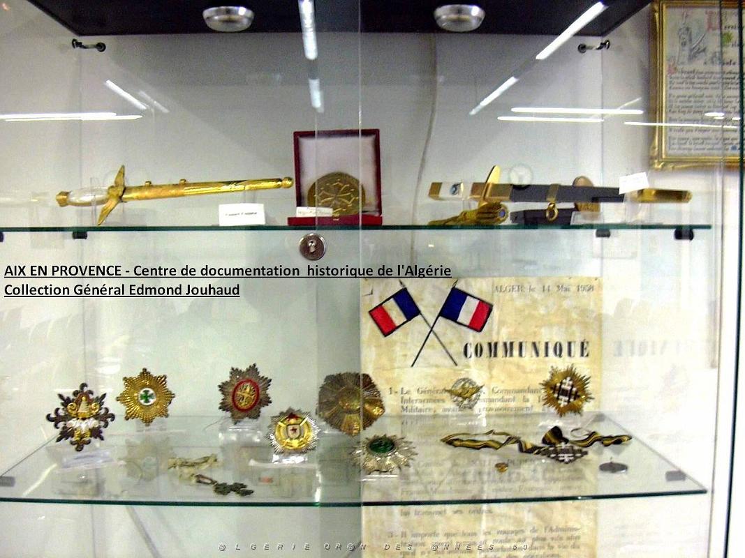 MEDAILLES D AFN 154.JPG